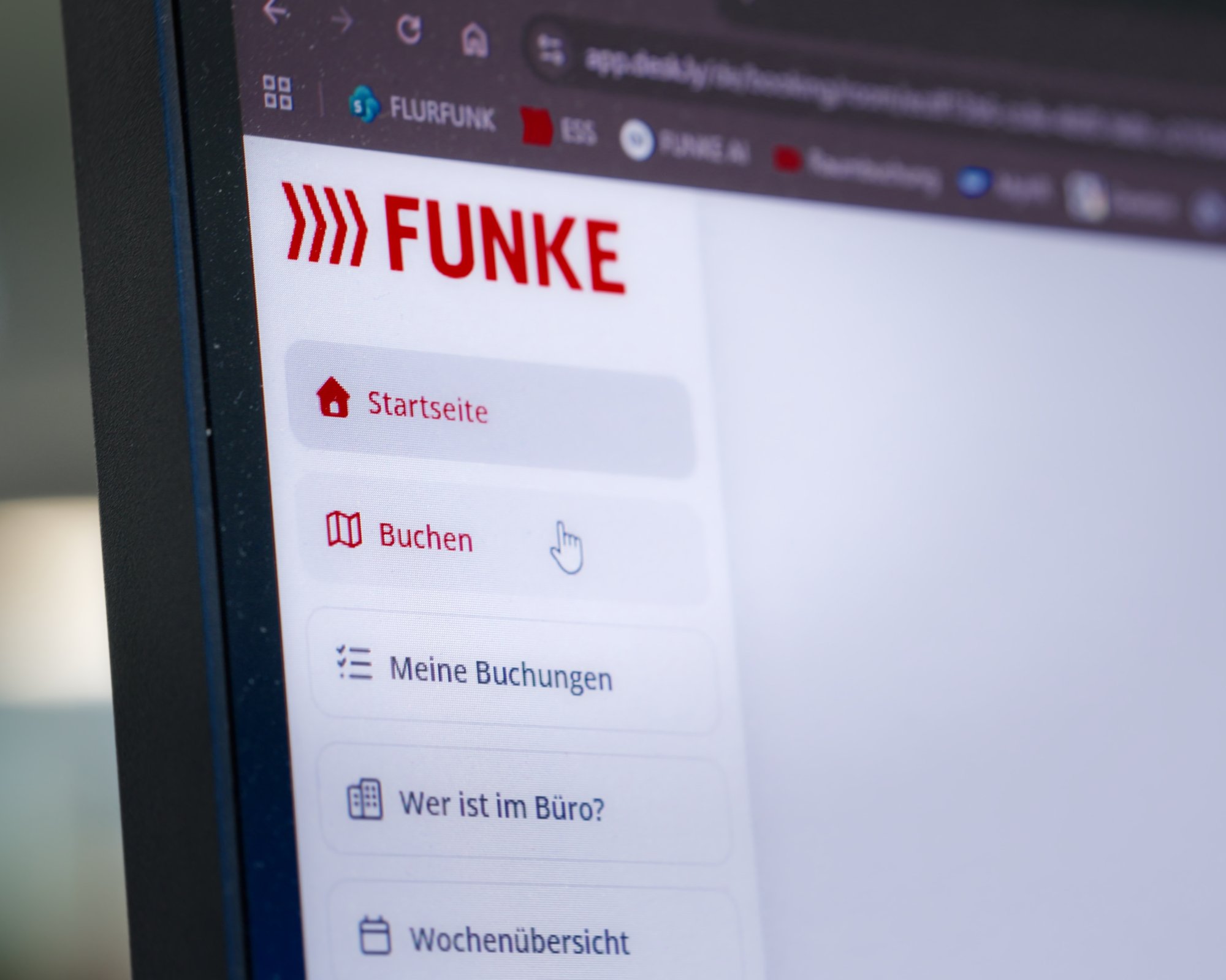 deskly_SuccessStory_funke_buchen deskly_SuccessStory_funke_buchen